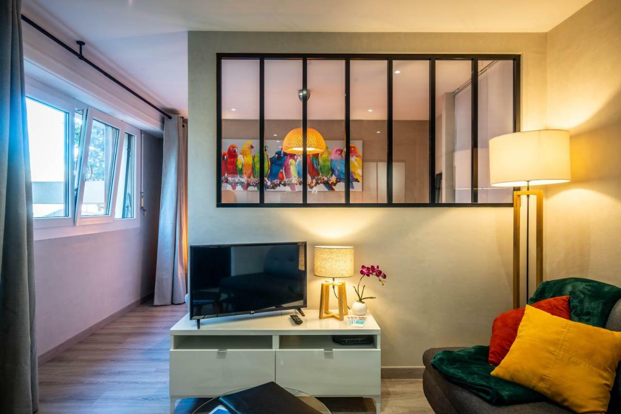 Le Chatelet- Parking Gratuit - Cosy Et Design - A 10 Mn De Geneve Annemasse Ngoại thất bức ảnh