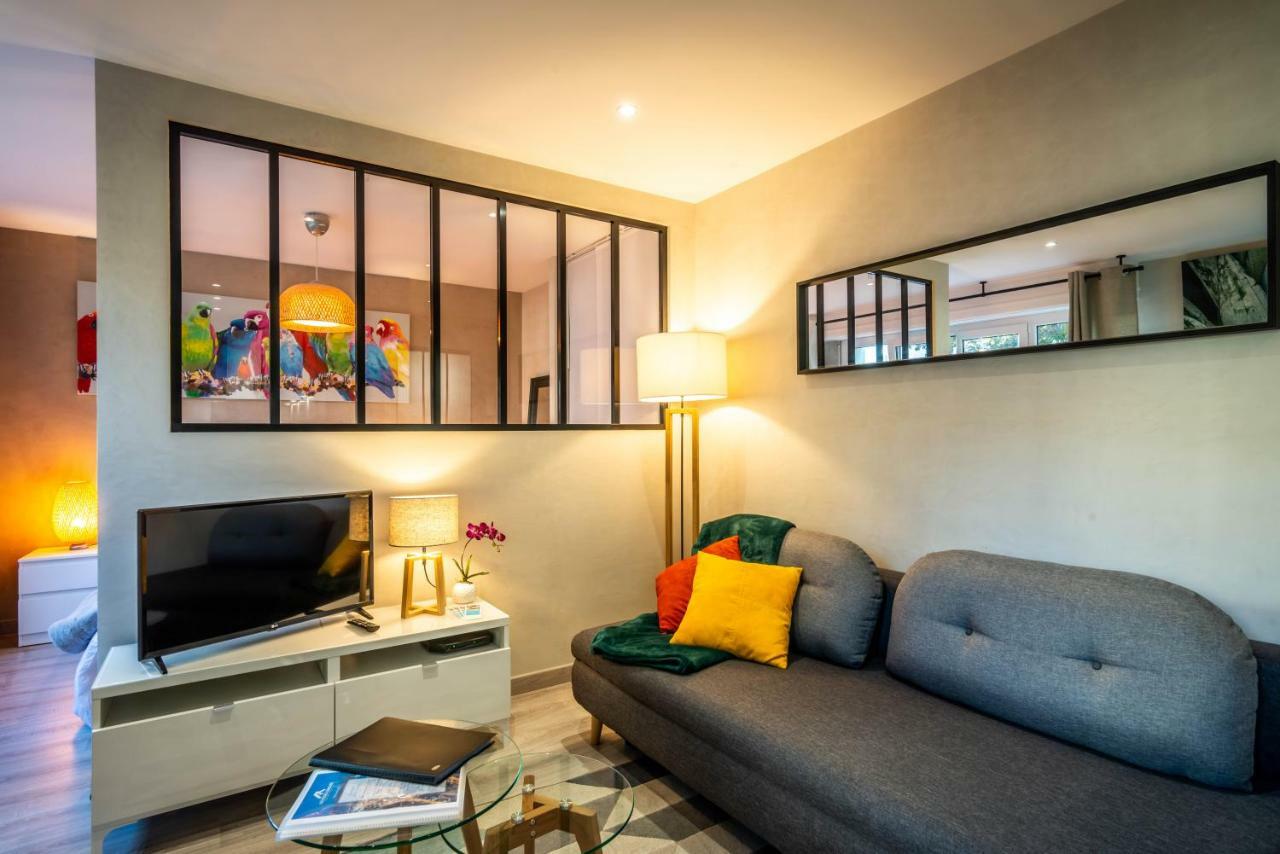 Le Chatelet- Parking Gratuit - Cosy Et Design - A 10 Mn De Geneve Annemasse Ngoại thất bức ảnh