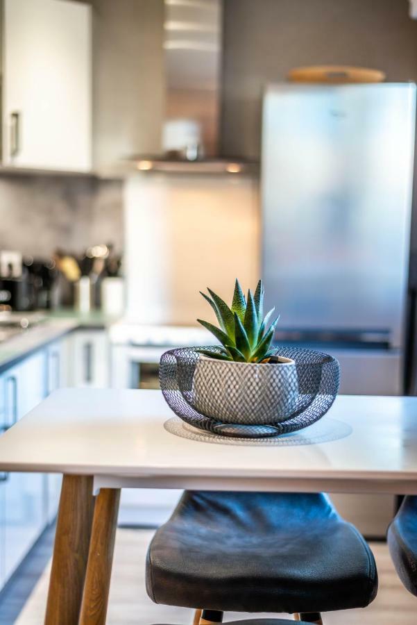Le Chatelet- Parking Gratuit - Cosy Et Design - A 10 Mn De Geneve Annemasse Ngoại thất bức ảnh